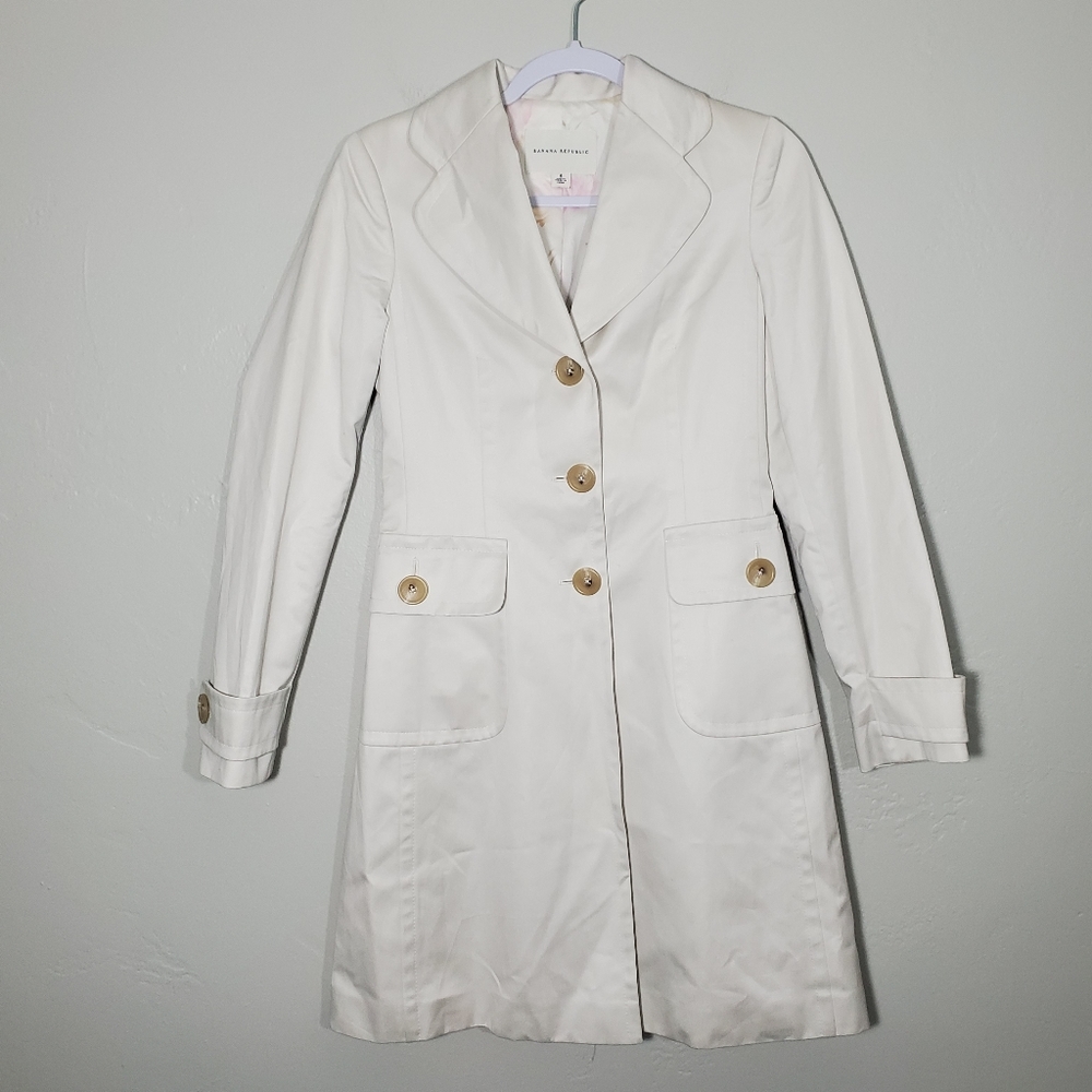 NEW Banana Republic Trench Coat Size S Cream